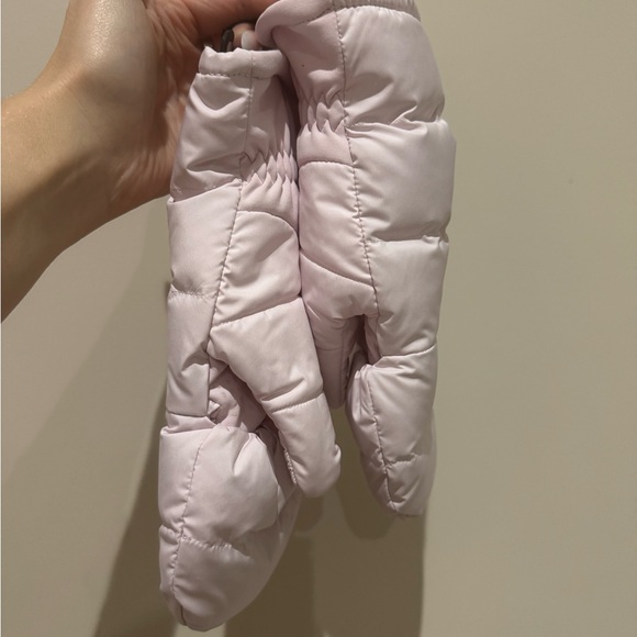 Lululemon Wunder Puff Mittens - Picture 6 of 8